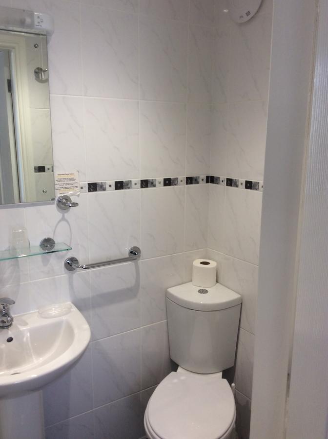 Coombe Court Hotel Торкі Екстер'єр фото