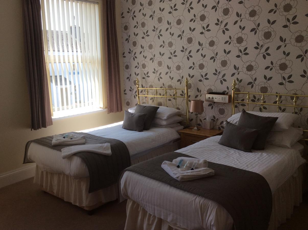 Coombe Court Hotel Торкі Екстер'єр фото